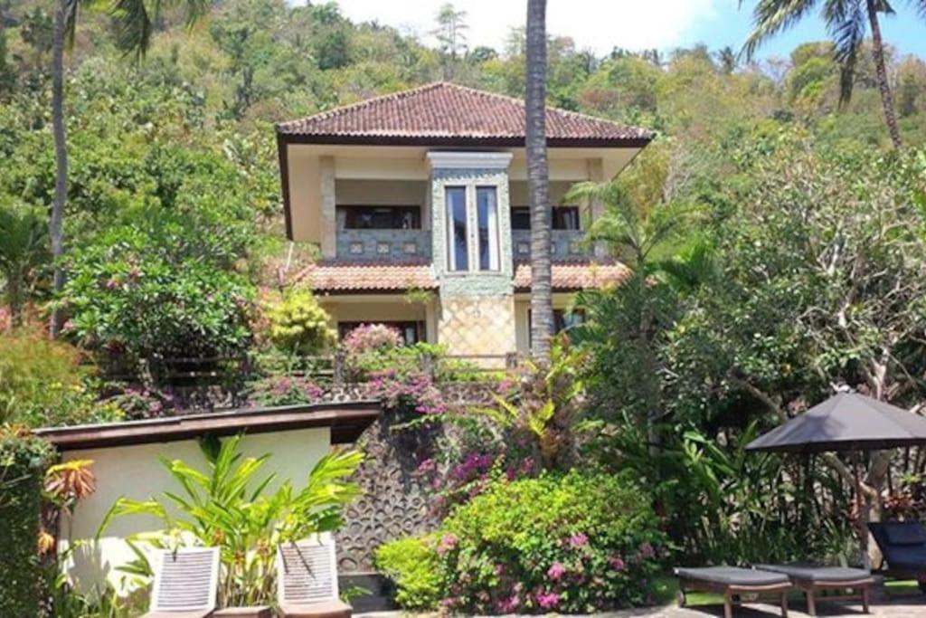 Villa 7, Secret Garden, Kerandangan, Near Senggigi Mataram Exterior photo