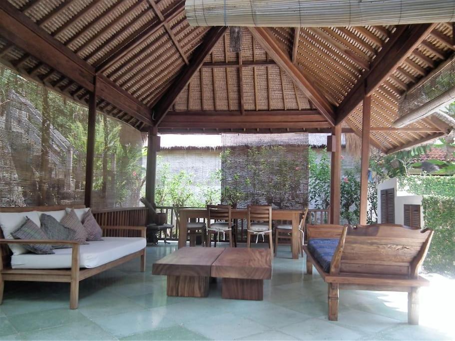 Villa 7, Secret Garden, Kerandangan, Near Senggigi Mataram Exterior photo