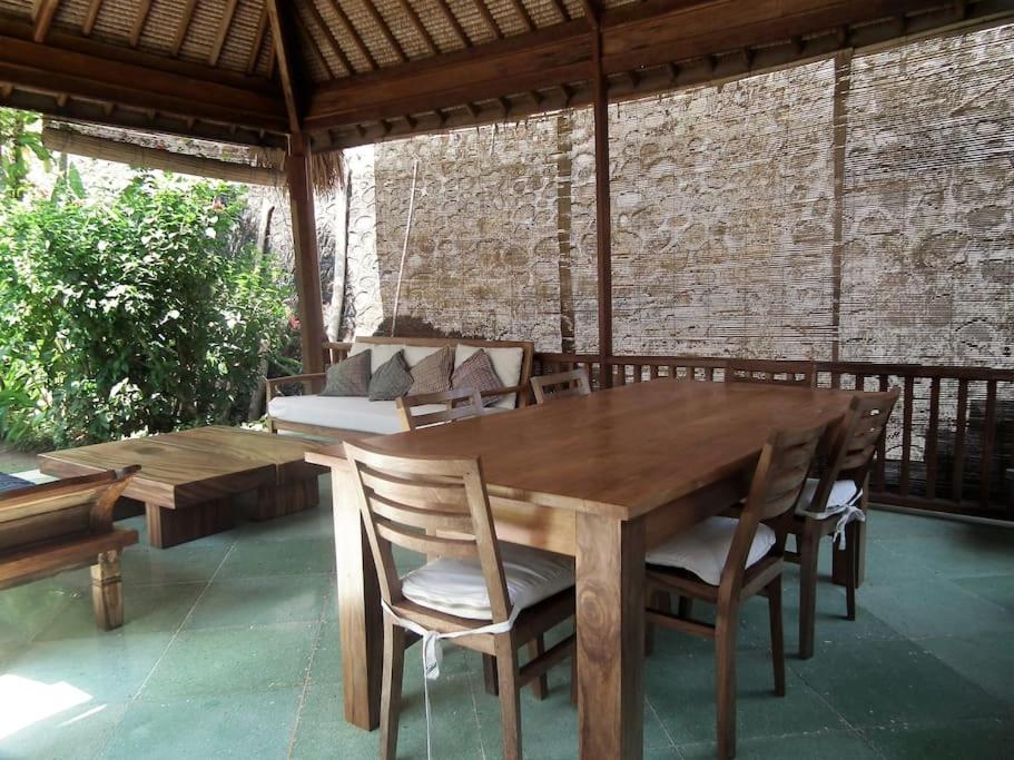 Villa 7, Secret Garden, Kerandangan, Near Senggigi Mataram Exterior photo